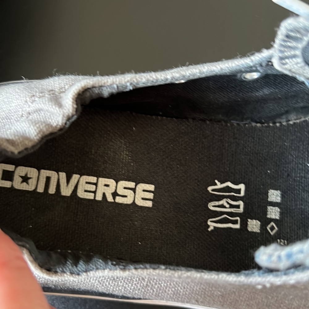 Converse All Star Sneakers Size 8 - Picture 4 of 8